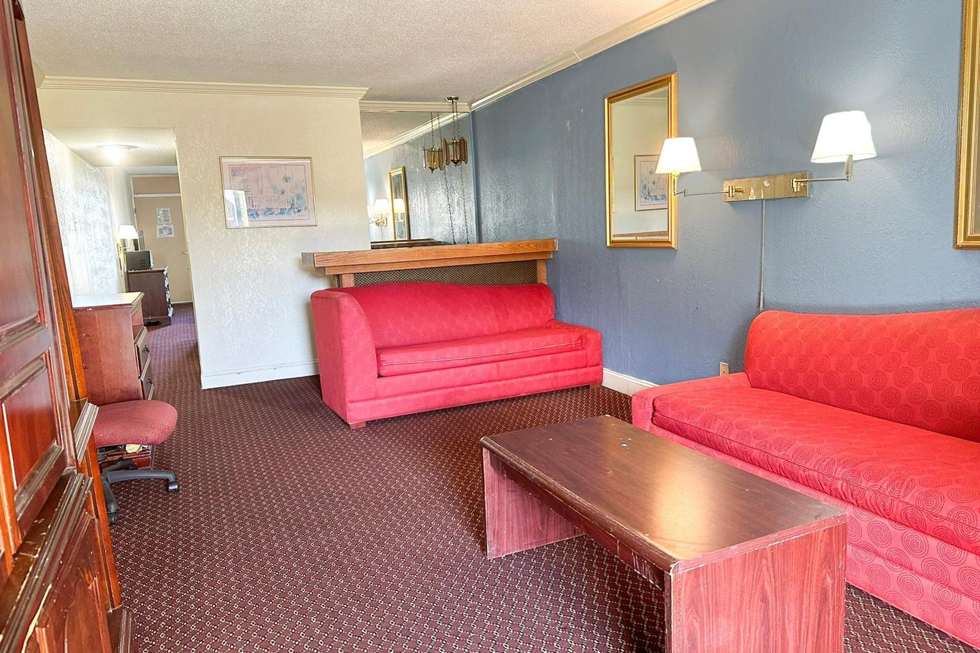 Super Inn & Suites By Oyo Milledgeville Eksteriør billede